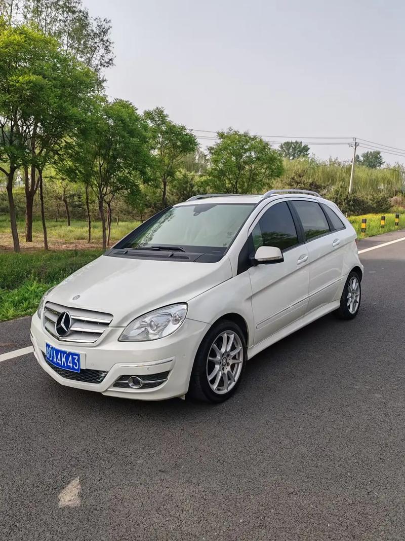 奔驰b200适合什么人开／奔驰b200适合什么人开的