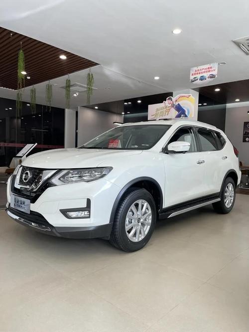 尼桑奇骏2015款报价及图片／尼桑奇骏2020款报价及图片多少钱