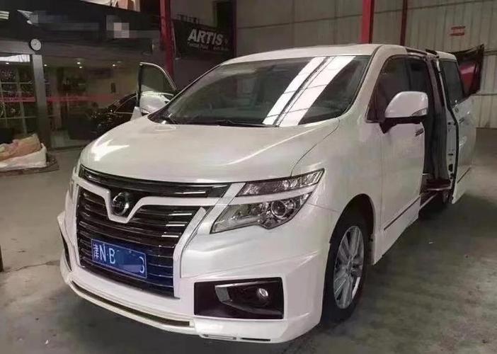 日产保姆车君爵和贵士(日产君爵为何不入华)