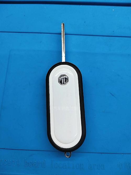 起亚k3钥匙换电池图解／起亚k3钥匙换电池图解说明