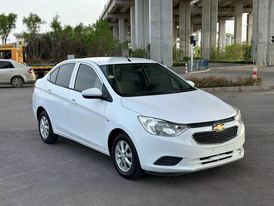 雪佛兰两厢车型(雪佛兰两厢车有哪几款车型)