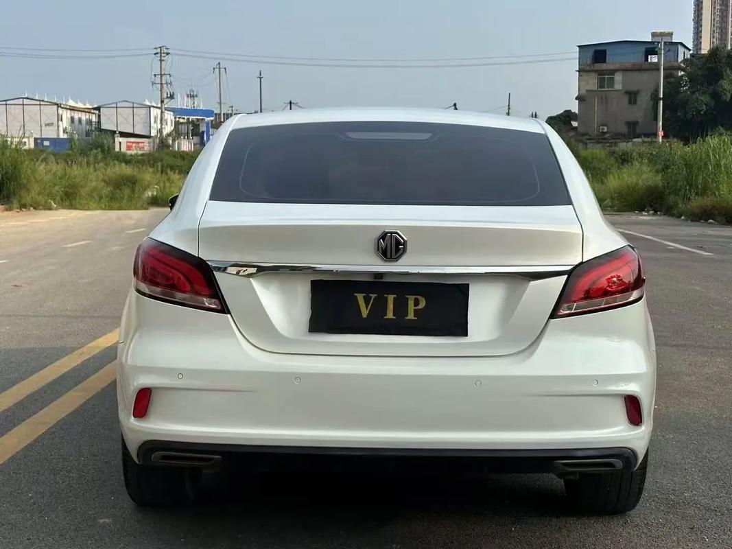 名爵6顶配落地价多少钱／名爵6顶配怎么样