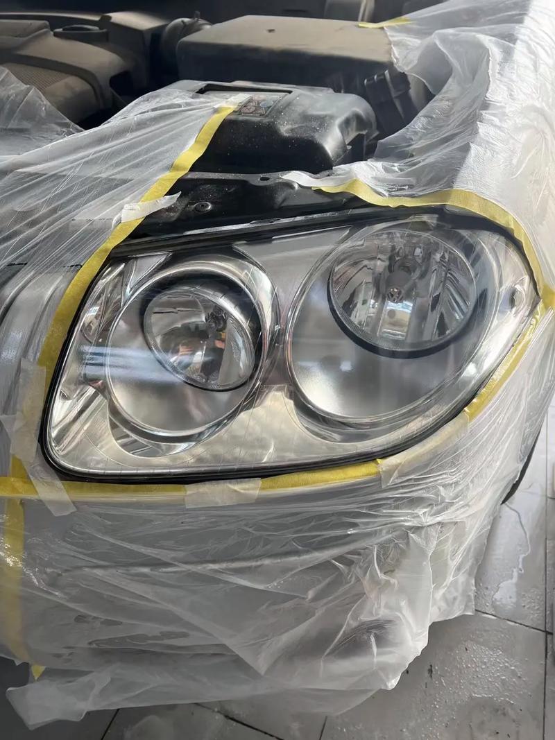 汽车大灯翻新自己动手,汽车大灯翻新有几种方法