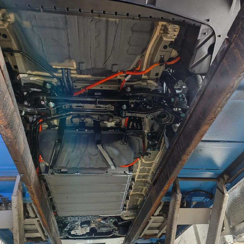 【底盘装甲是什么东西,做底盘装甲大概多少钱】