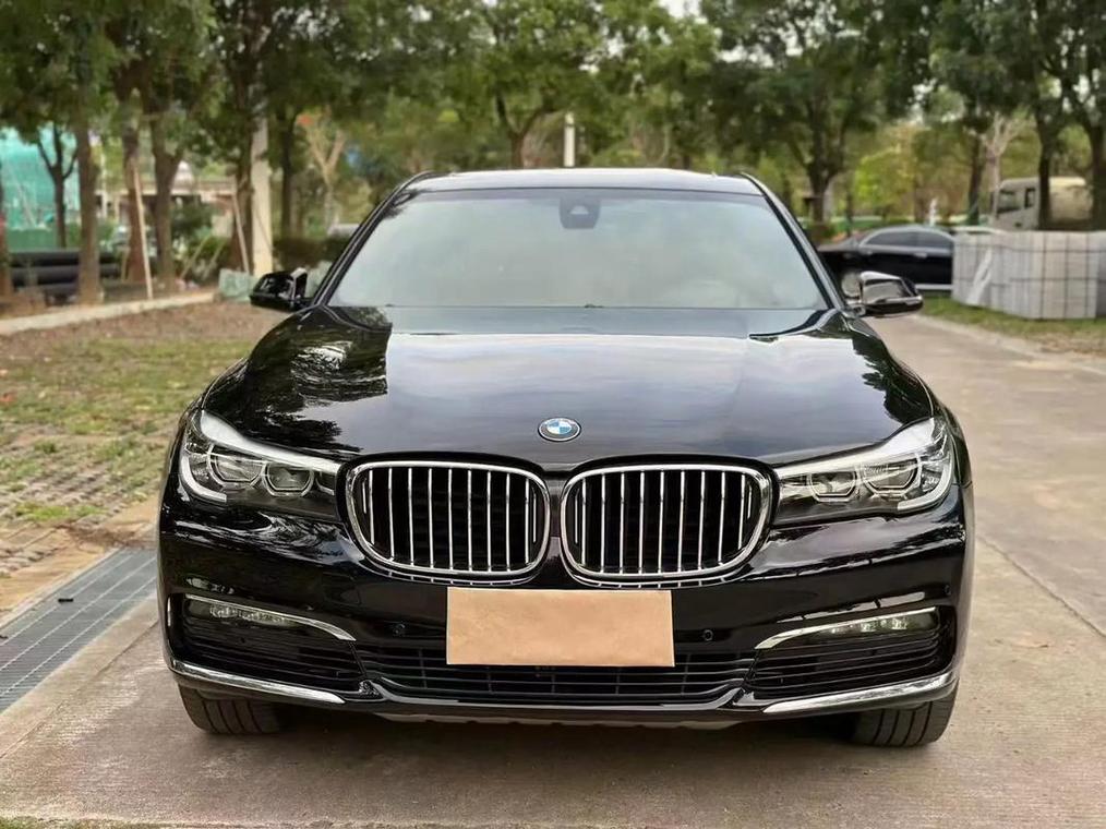 为何宝马750li及其罕见,宝马750轿车