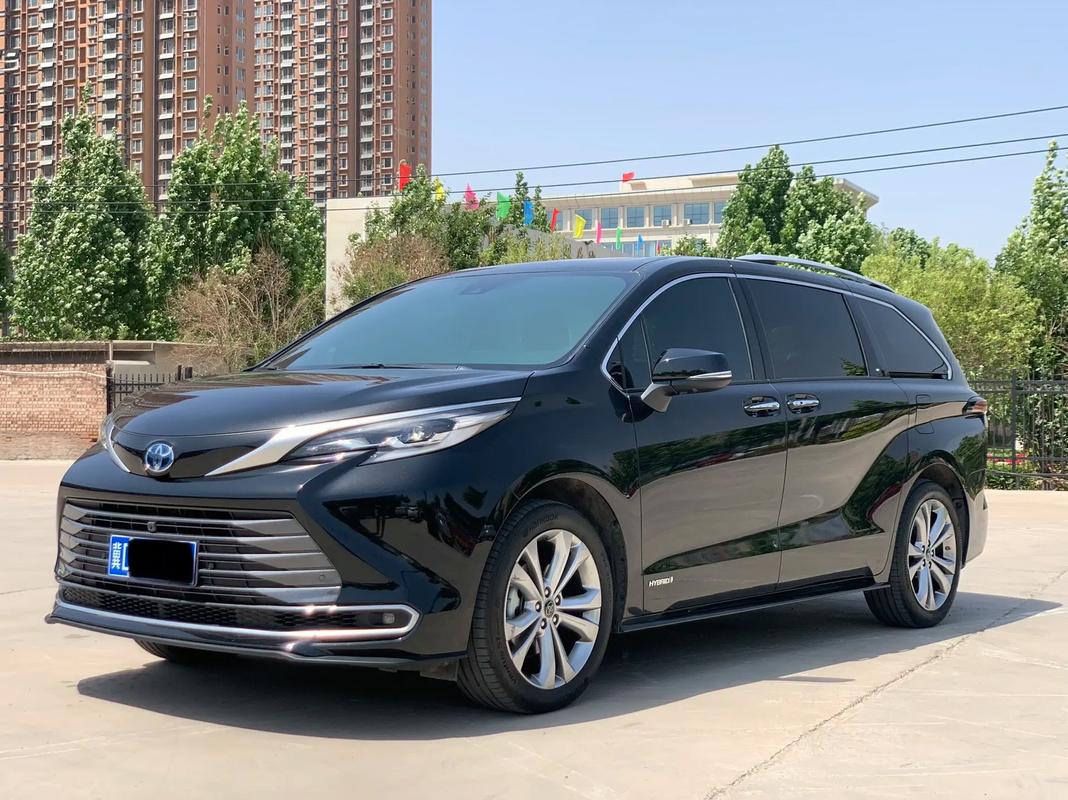 塞纳商务车2023款价格图片大全,丰田塞纳7座商务车图片