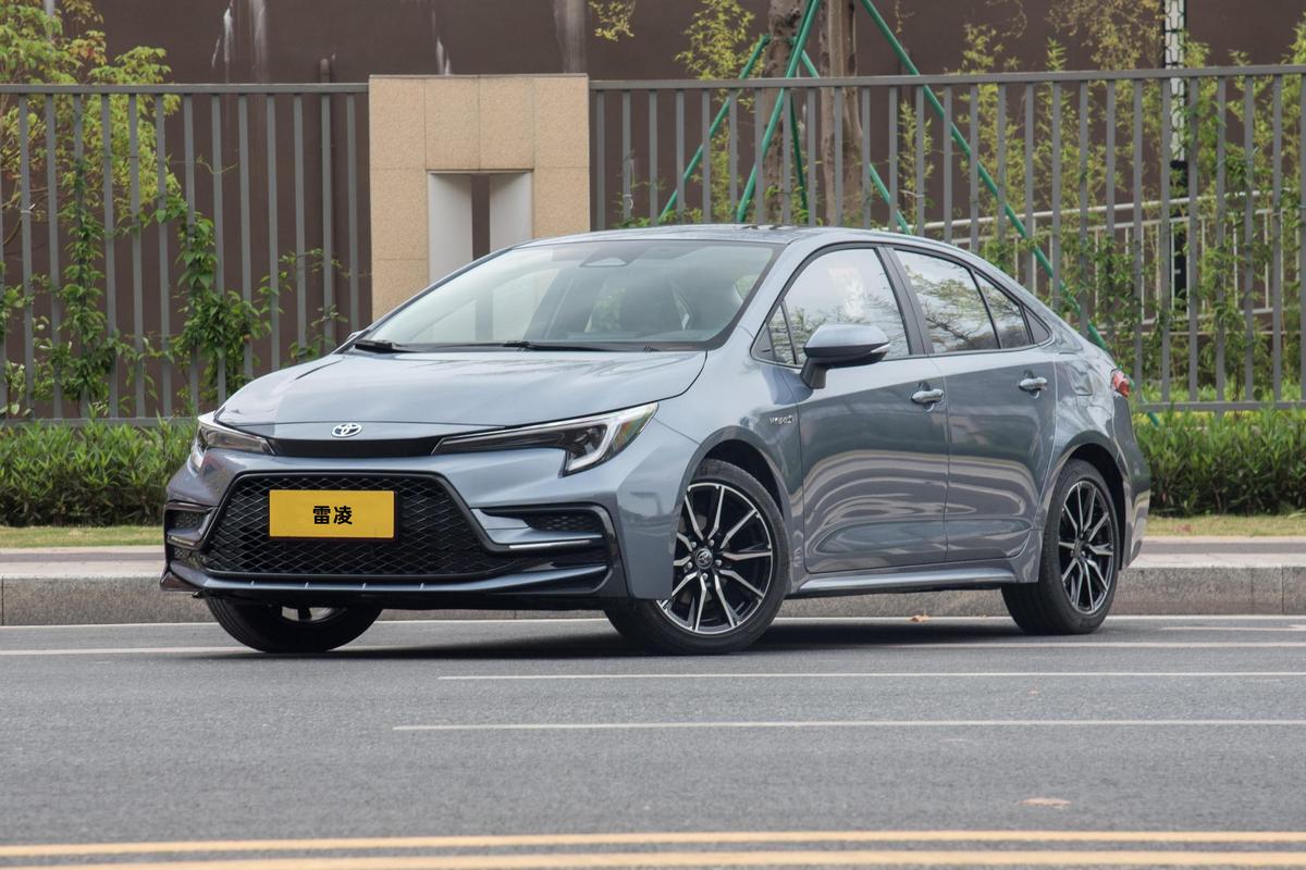 丰田雷凌最新款(丰田雷凌汽车2021款)