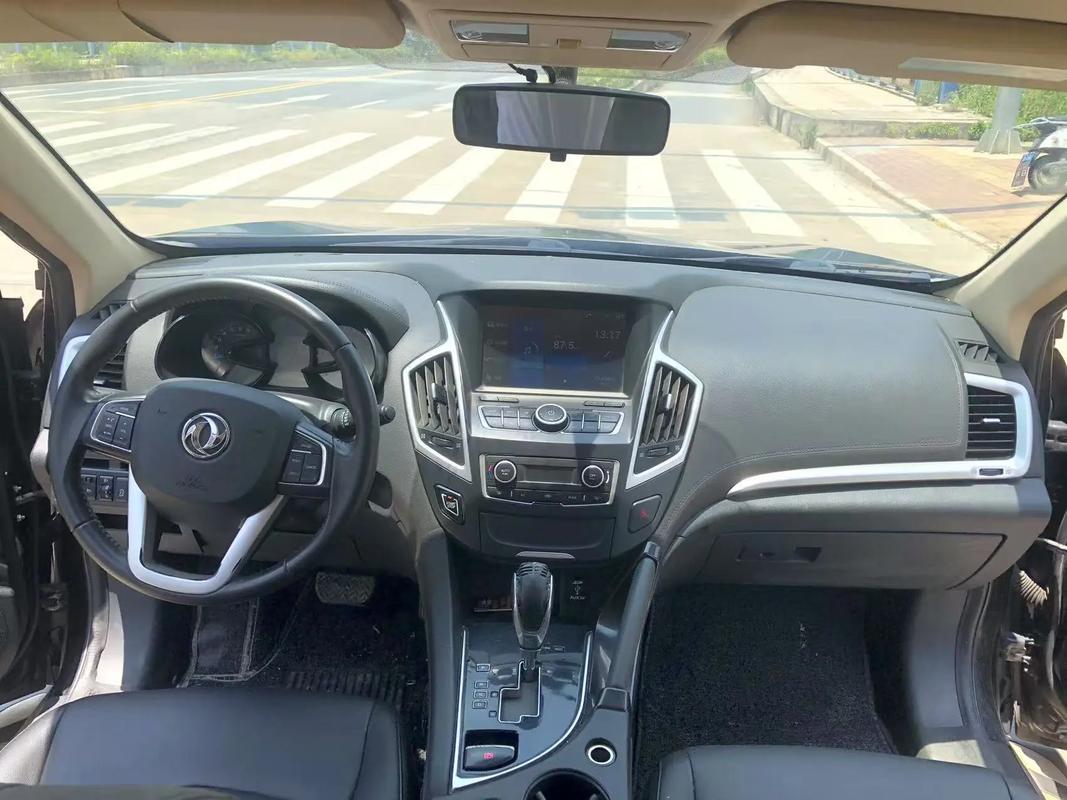 2016款东风风神a60(2016款东风风神AX7)