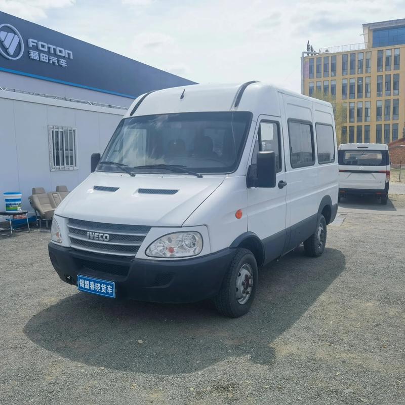 依维柯客车19座,依维柯客车19座型号多少钱