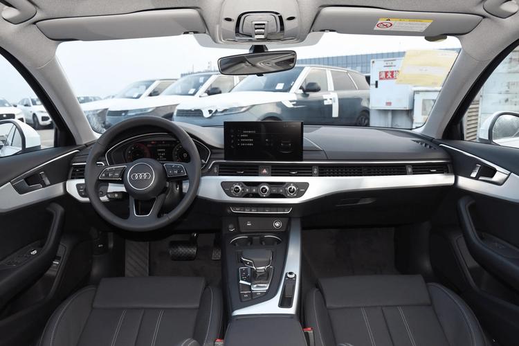 2023款奥迪a4内饰/2023款奥迪a4l