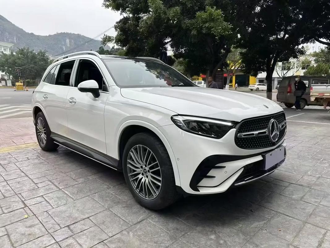 奔驰7座suv报价及图片/奔驰七座车型价格及图片欣赏